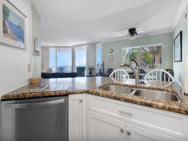 Stunning Bradenton Beach Condo Luxury